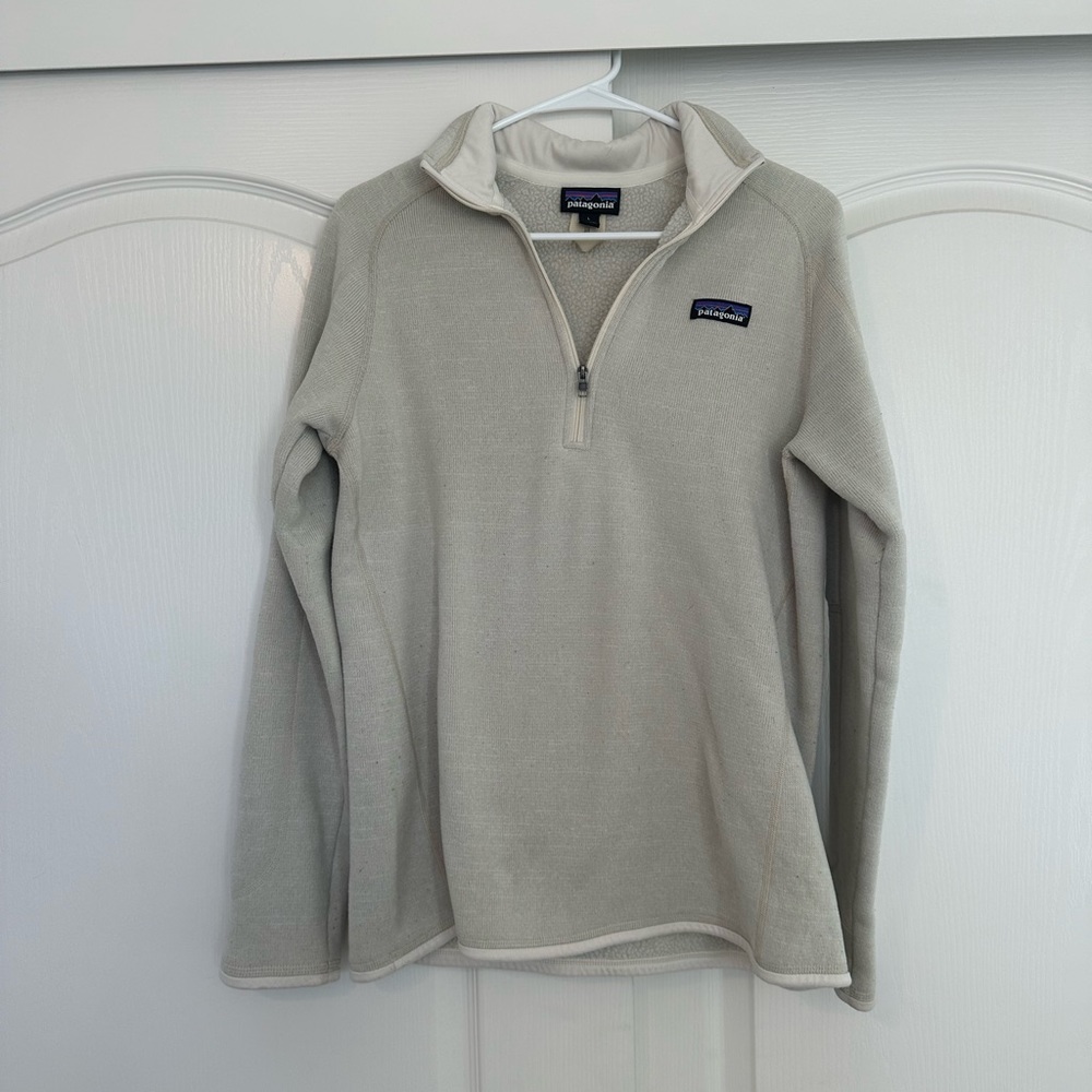 Beige Patagonia women’s size large